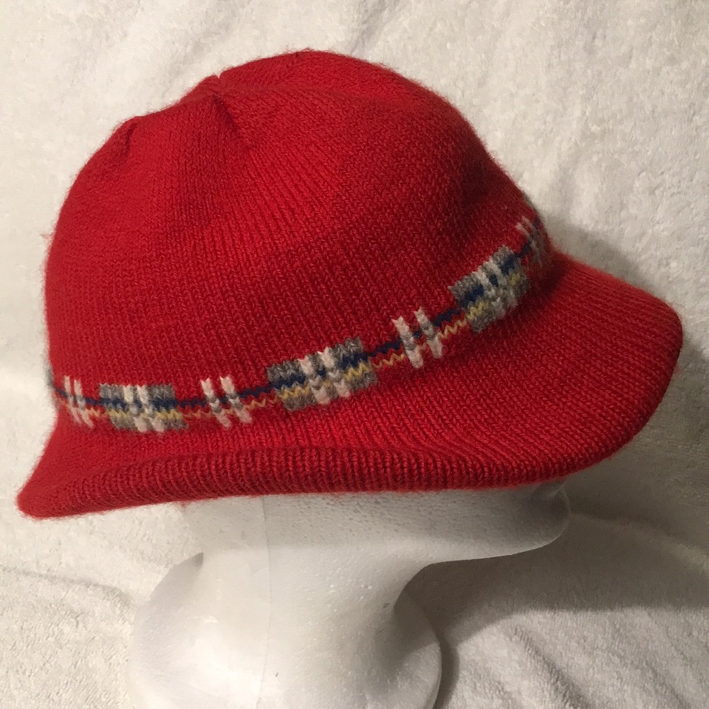 Cool vintage red Hansen knit trilby cap hat
